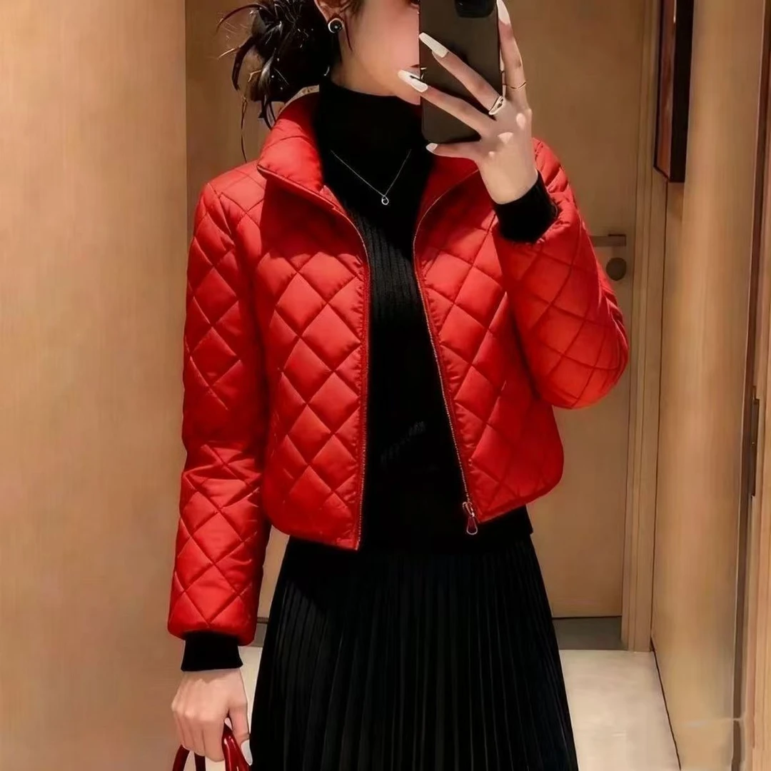 2026冬季新款红色短款菱格棉服女立领显瘦保暖修身外套时尚洋气