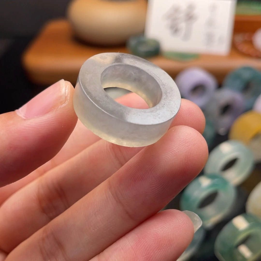 未镶嵌定制翡翠  冰美式