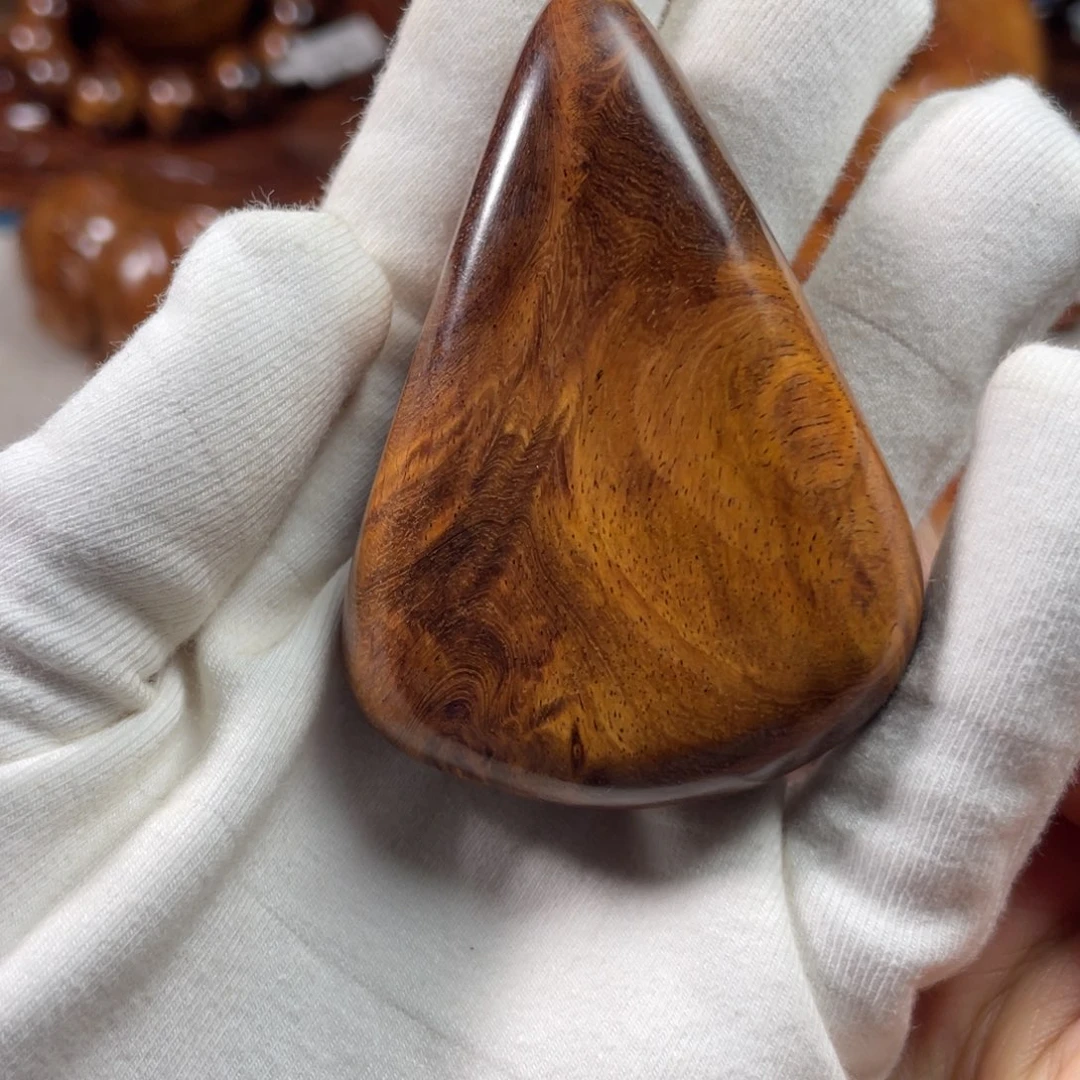 黄花梨/降香黄檀把件