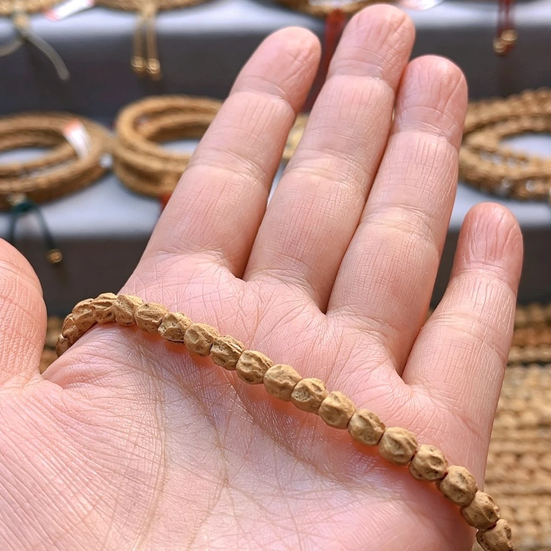 柏香籽/百香籽吊坠v****s