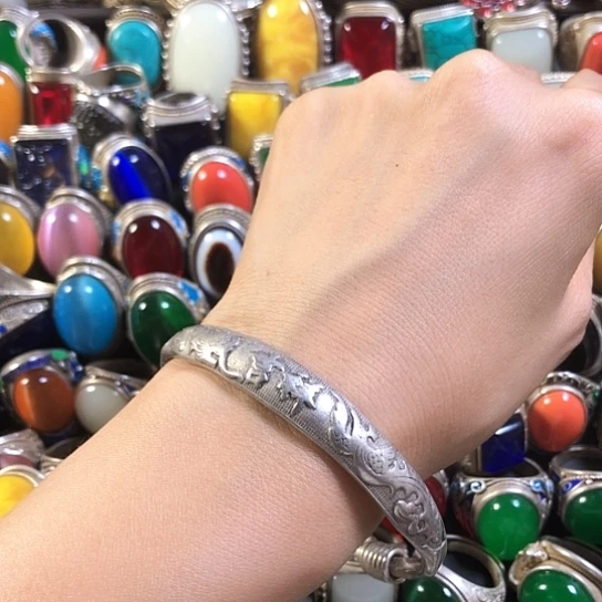 陶瓷合金复古设计风格