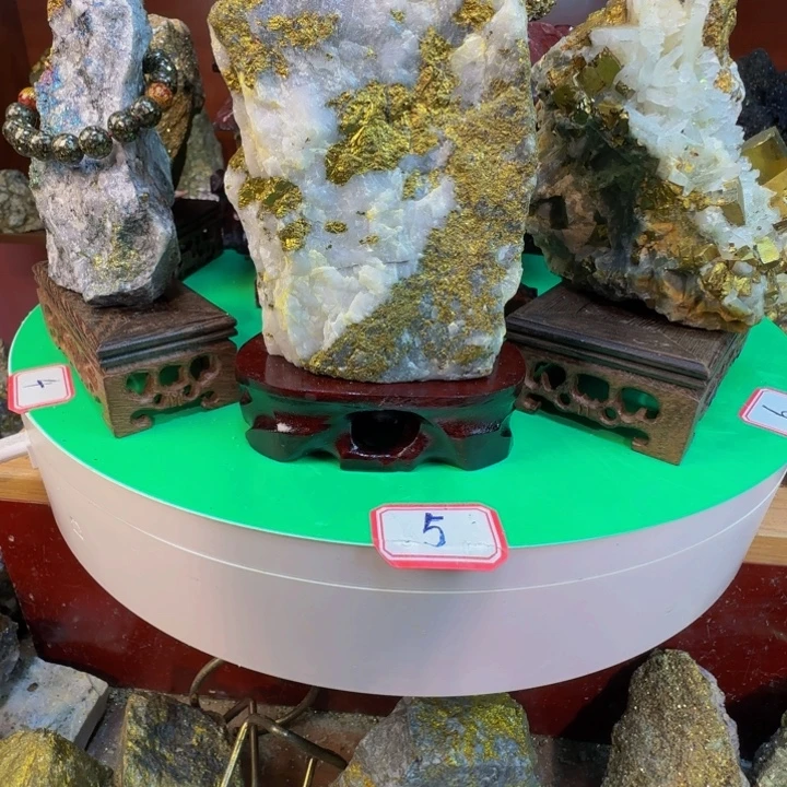 用***5金属金矿石摆件138