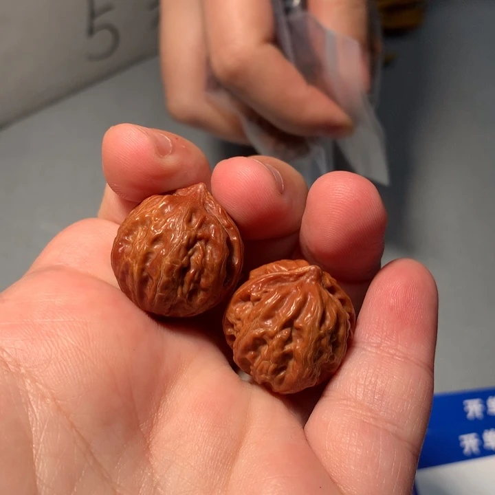 文玩核桃把件红豆742