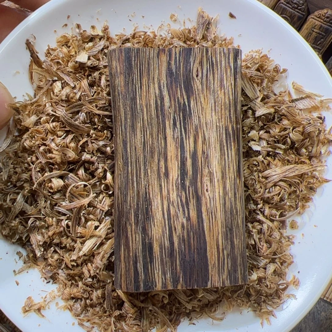 沉香沉香碎屑白棋素牌18克+