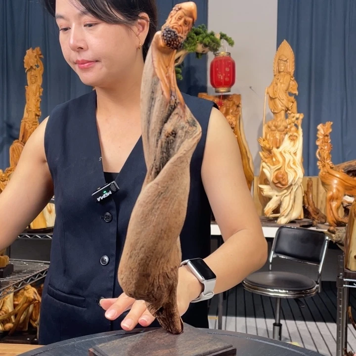 柏木（崖柏）随型摆件