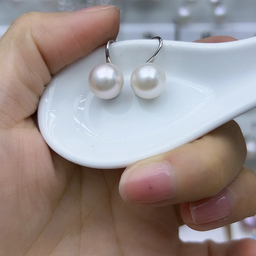 银S925镶嵌耳钉淡水珍珠