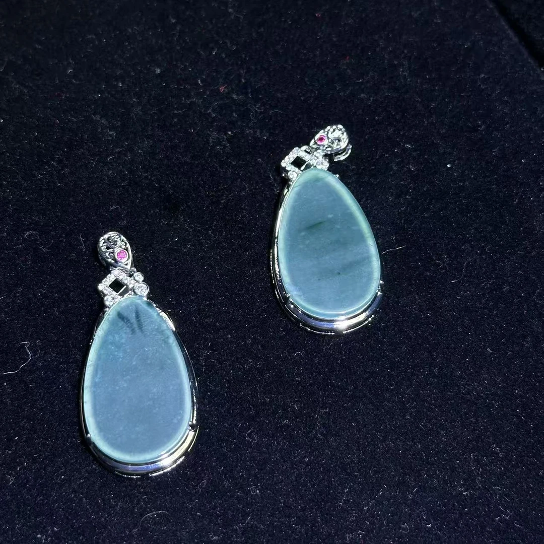 AT5393【福嘟嘟】A货翡翠圆无事牌吊坠-配链子-多样性只发一件