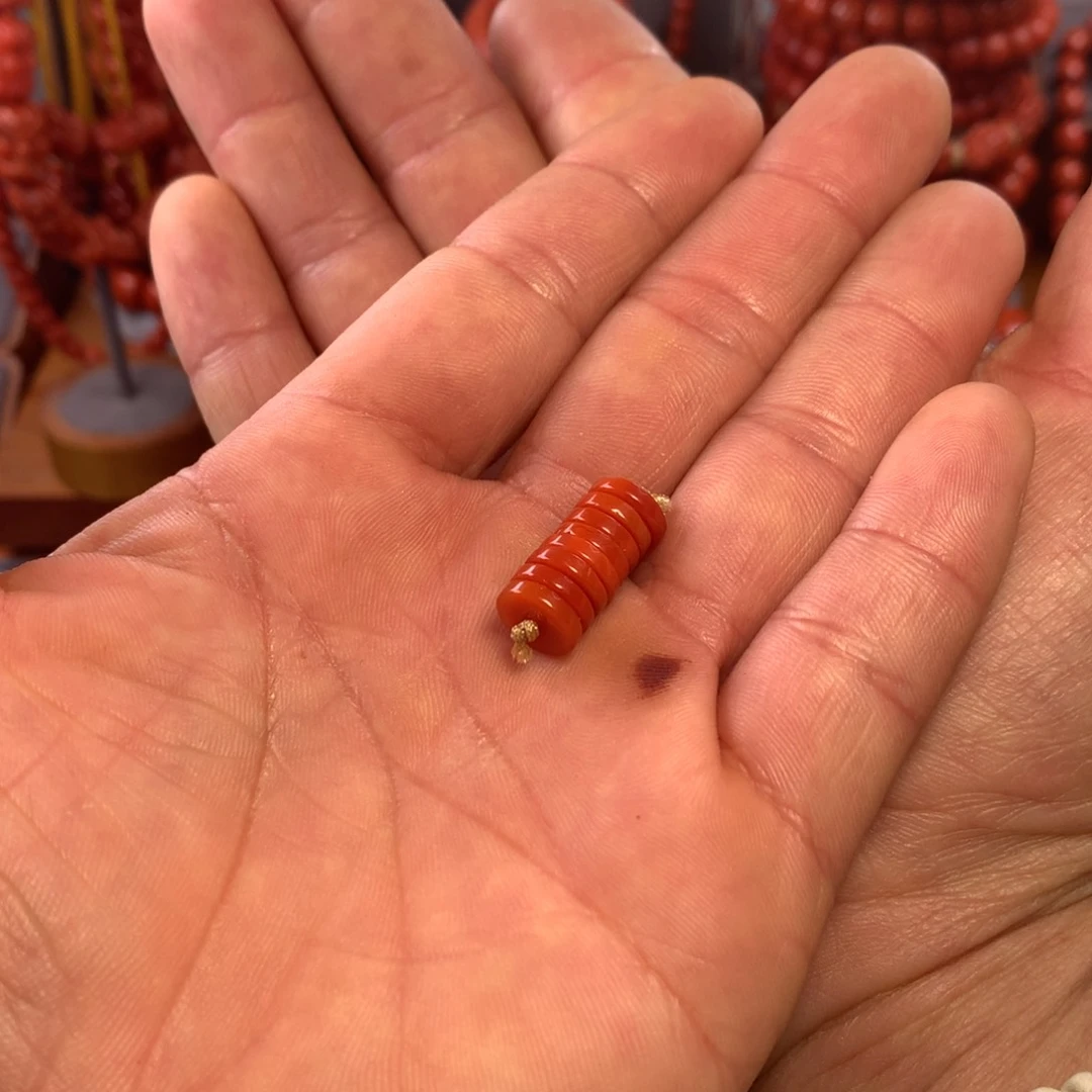 南红玛瑙配饰未镶嵌到****o