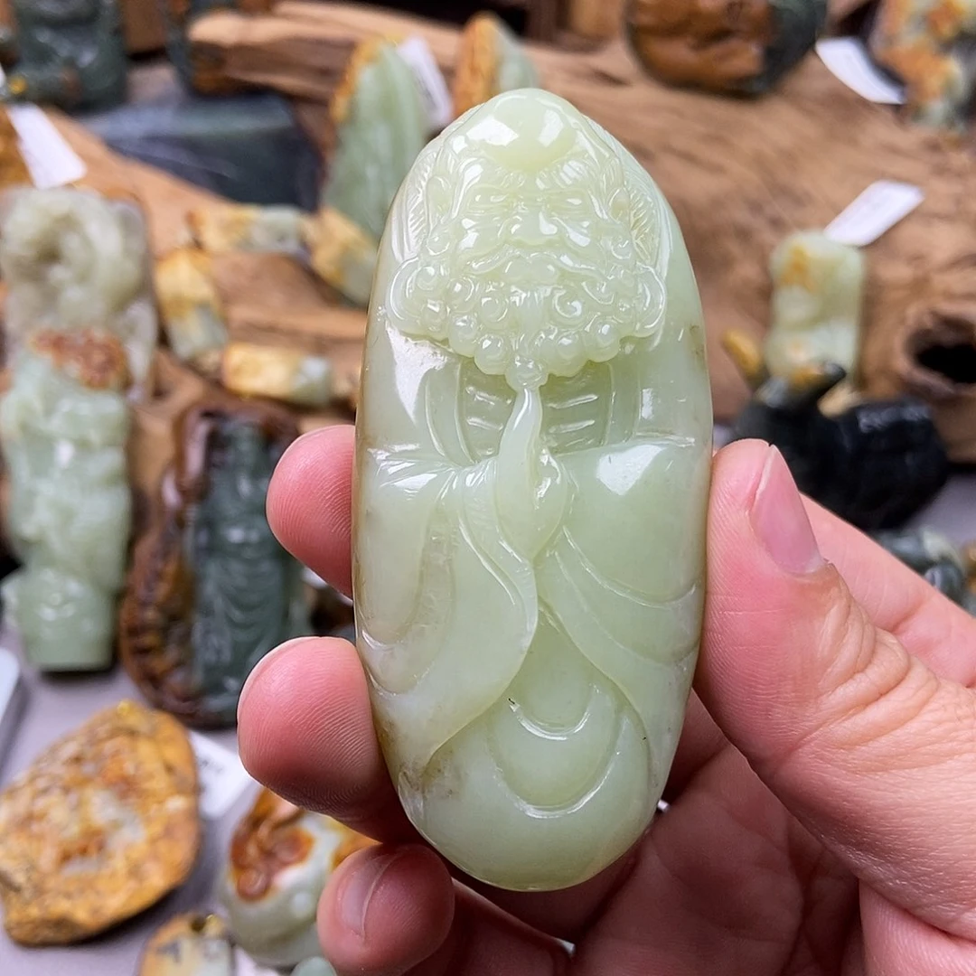 岫岩老玉（透闪石质玉）把件未镶嵌石*