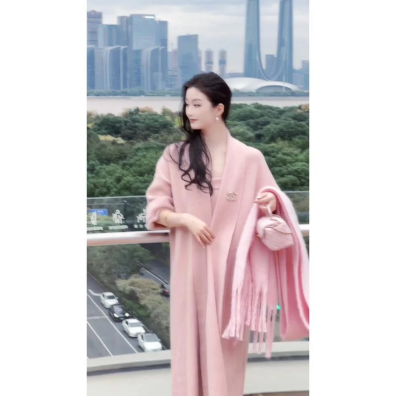 百亿【绝美套装】 高级感毛衣外套女直筒开衫抹胸连衣裙两件套