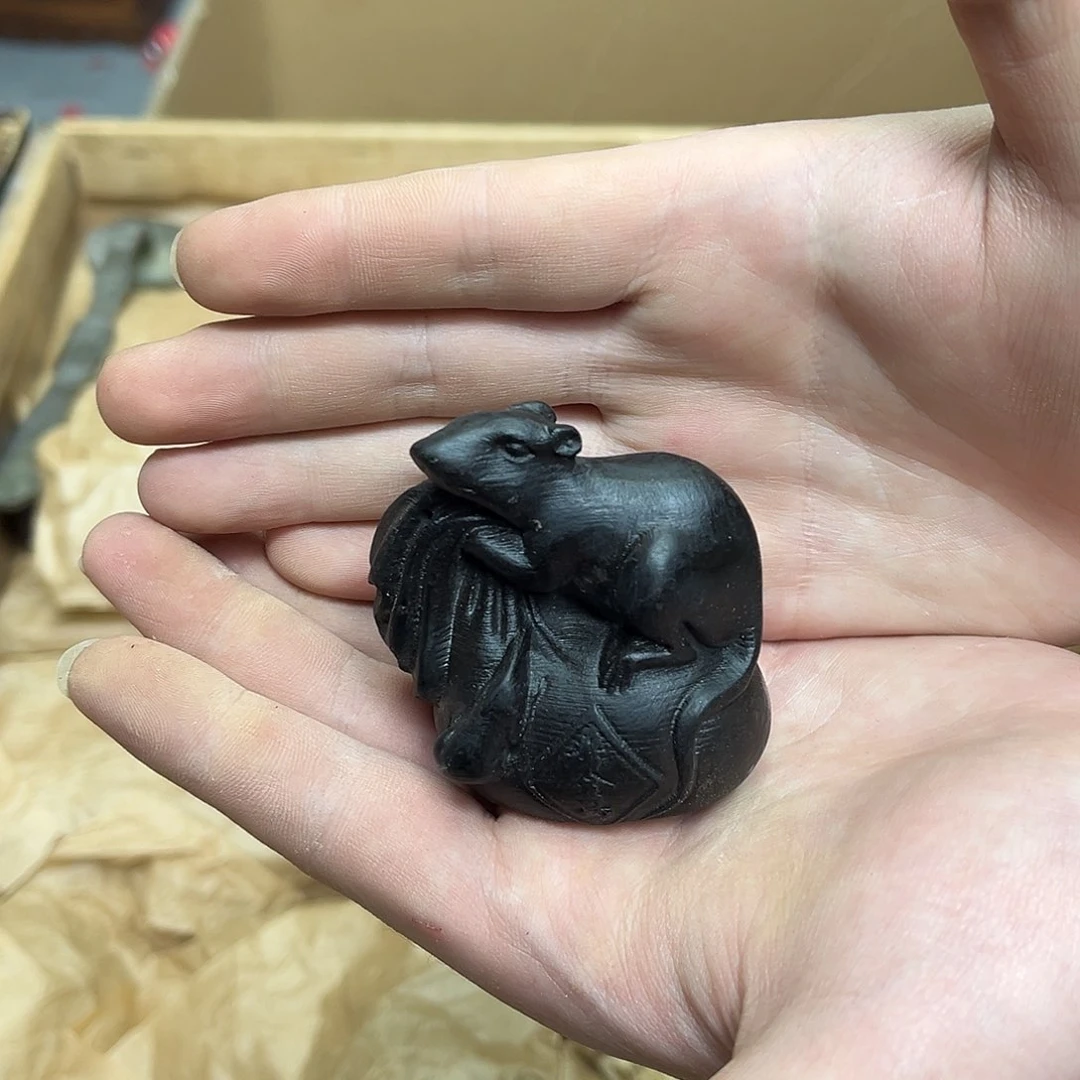 大叶紫檀（黑酸枝木类）