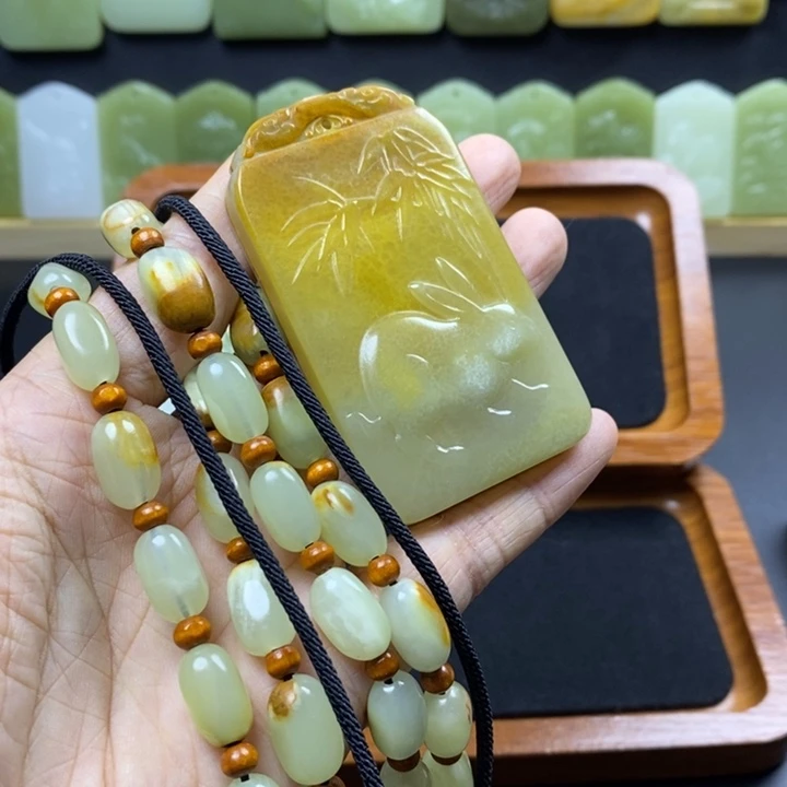 石材任*文生肖牌子一套