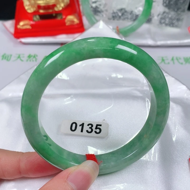 未镶嵌手镯翡翠   编号0135 正圈58