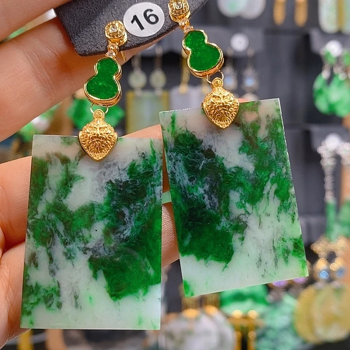 翡翠未镶嵌耳饰翡翠