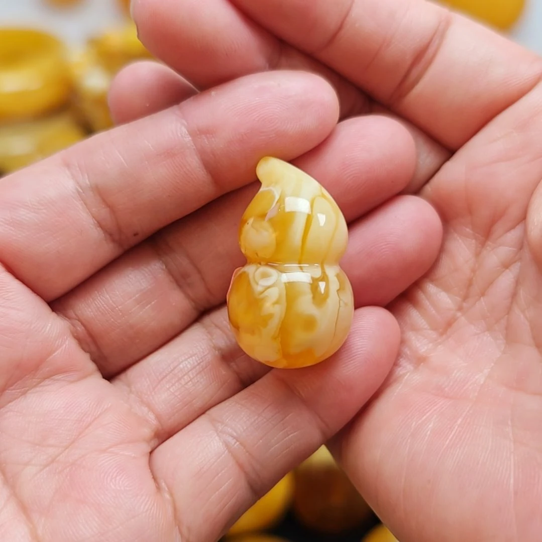 未镶嵌吊坠(赠链)蜜蜡惠*