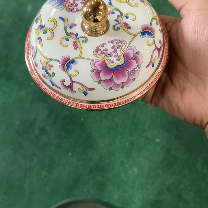 赞***英搪瓷瑕疵白色珐琅彩盖子1个