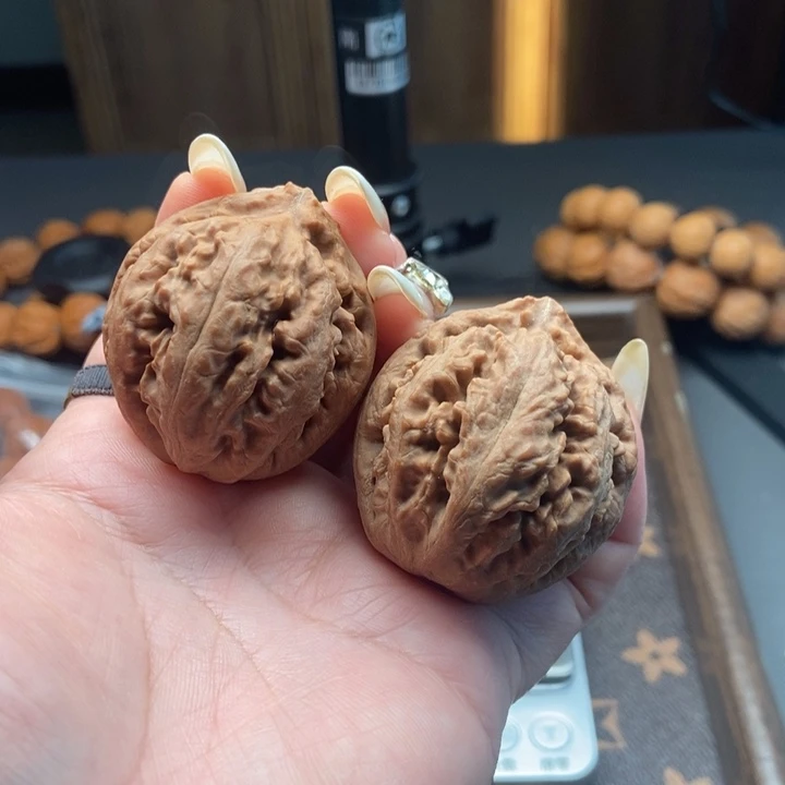 吊坠文玩核桃霸王龙