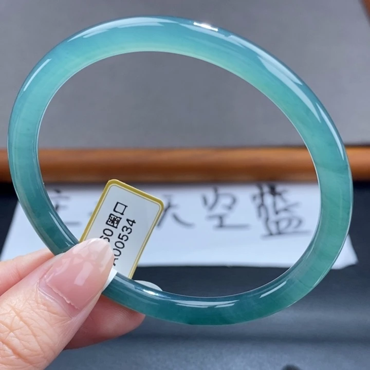 翡翠未镶嵌手镯翡翠手镯187