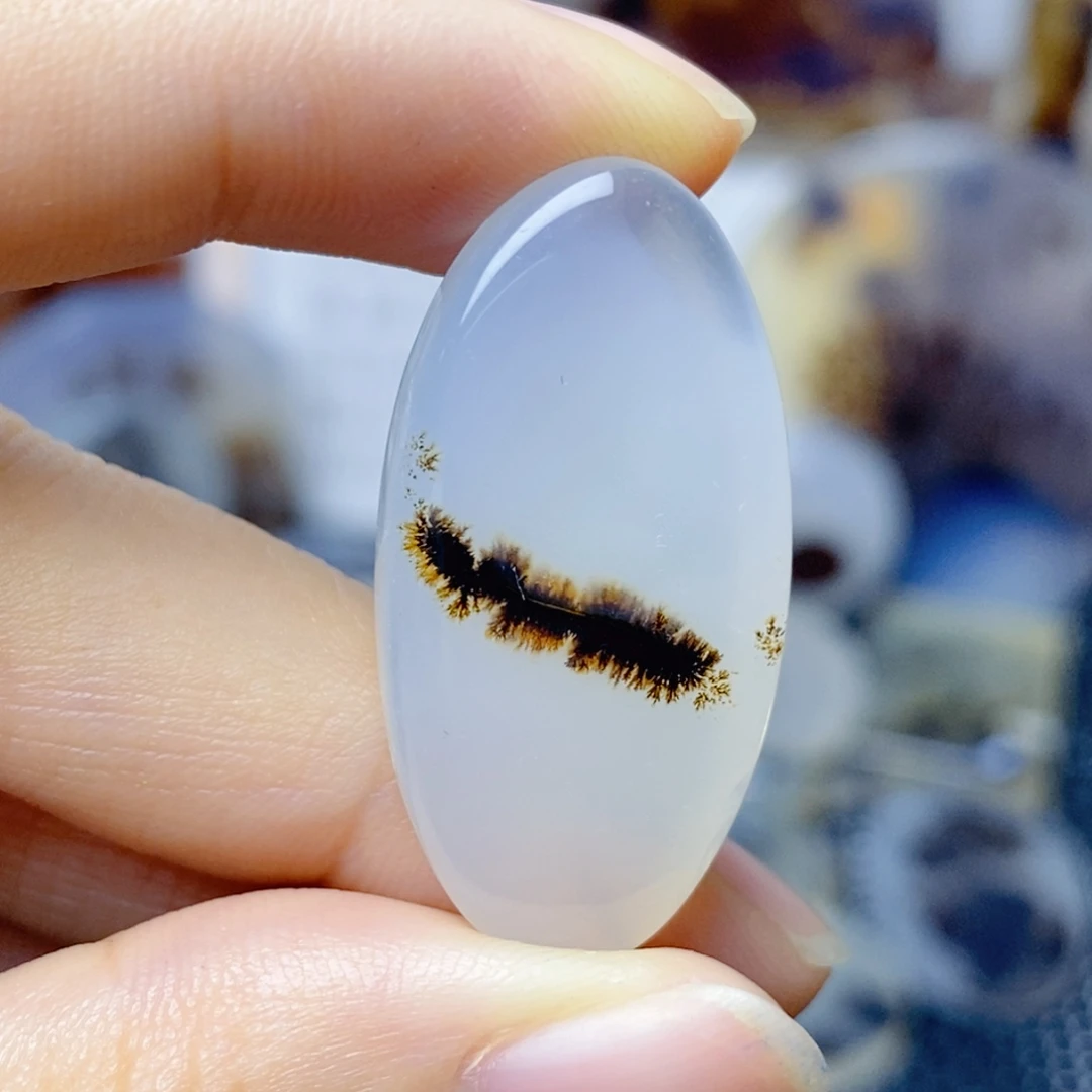 玛瑙/玉髓未镶嵌珠宝奇石