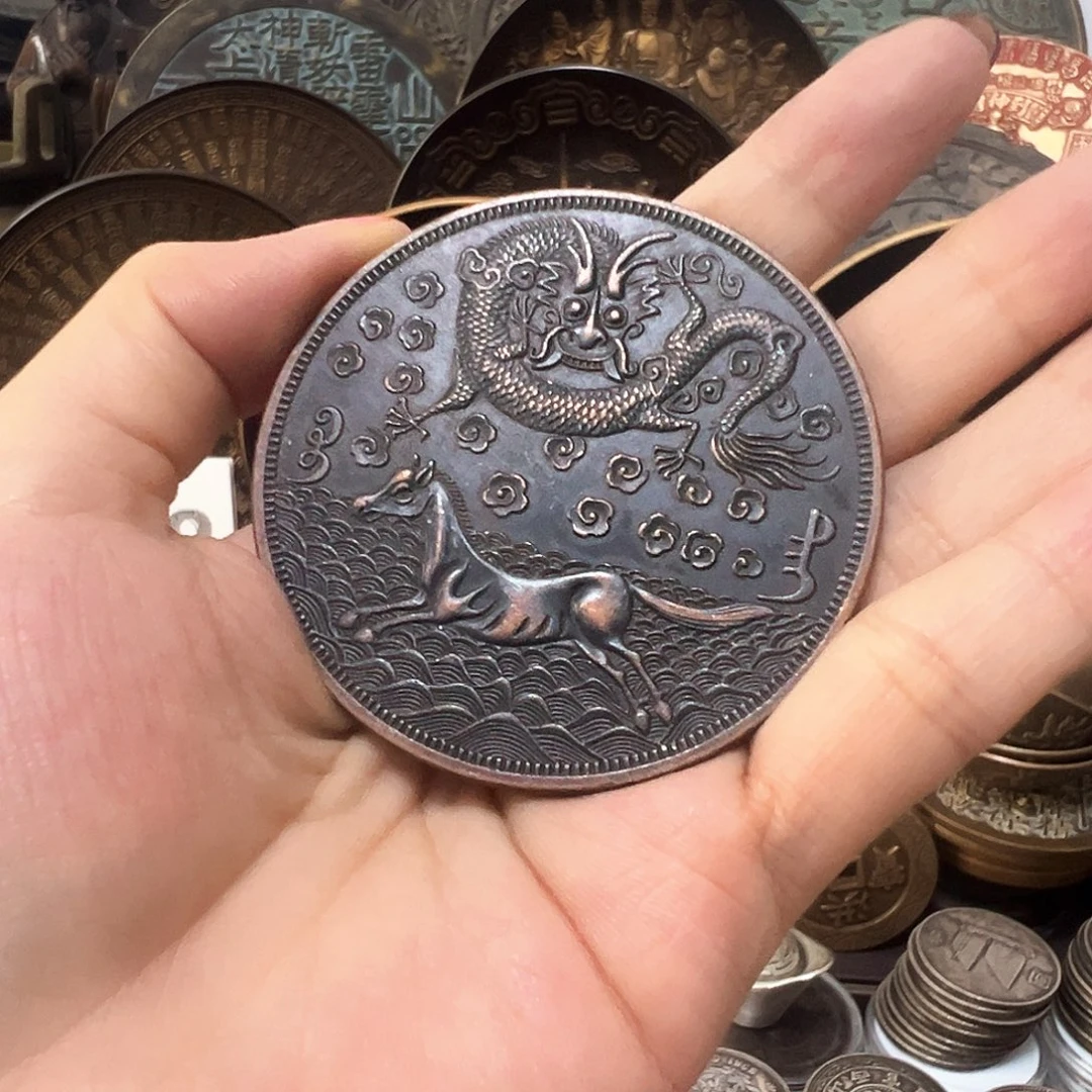 金属复古风格摆件