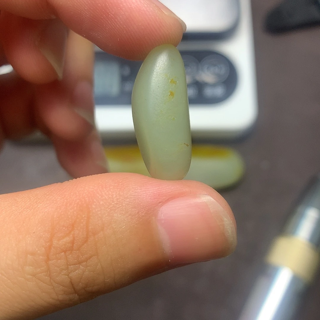 和田玉（糖玉）未镶嵌挂件