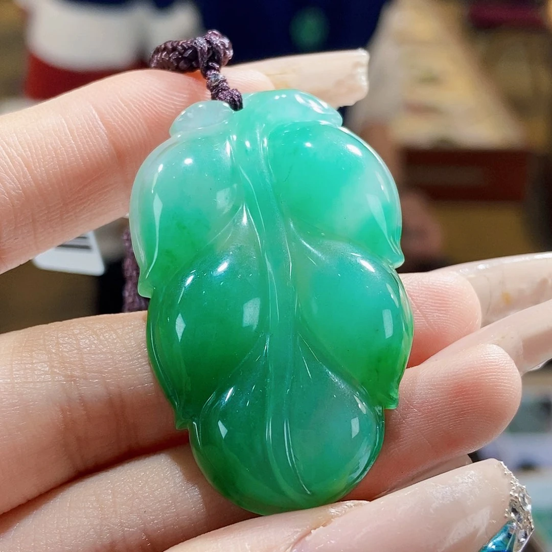 石英质玉颈饰未镶嵌