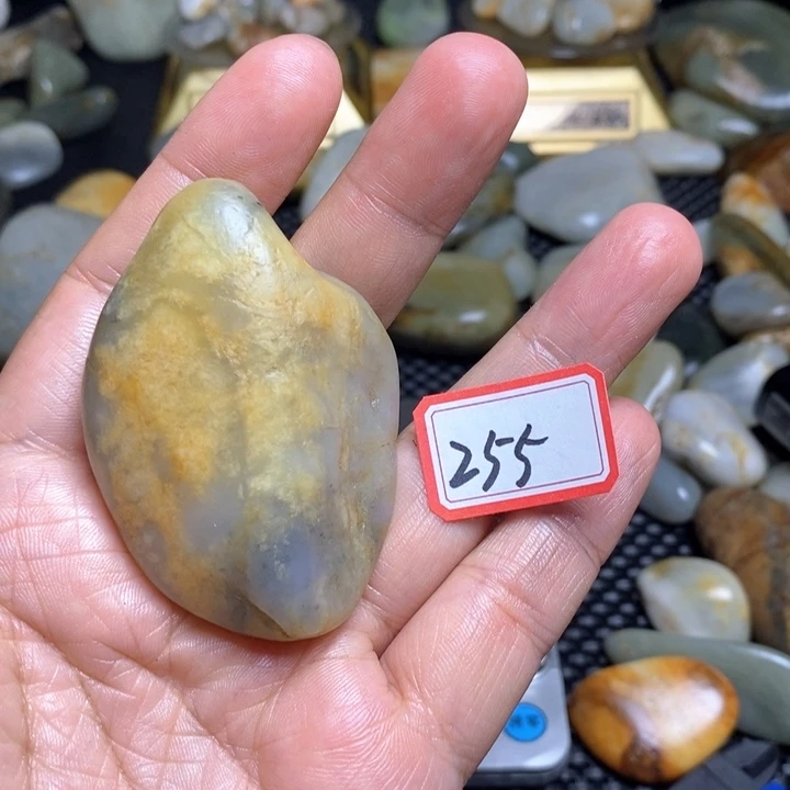 未镶嵌和田玉把件255