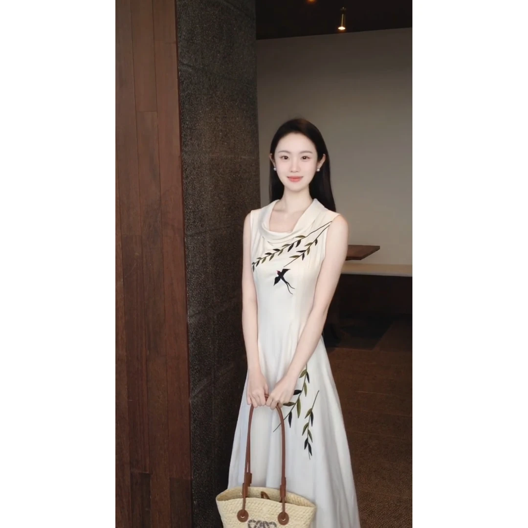 MARIE.COCO法式简约复古气质修身设计感荡领无袖中长款背心连衣裙