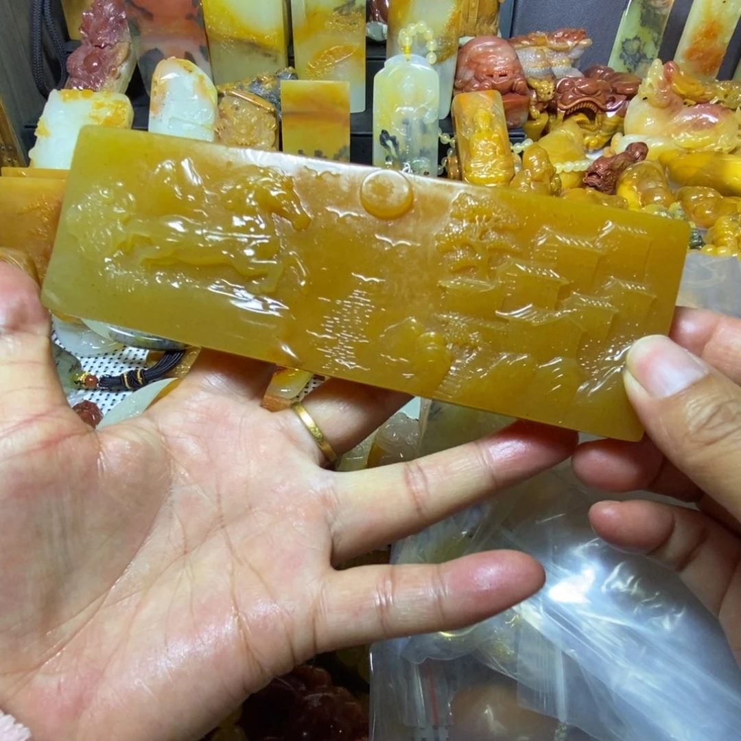 石英质玉（黄龙玉）合金颈饰
