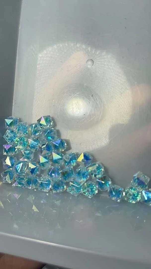 （海家）EG090 糖果珠中珠切面方形10MM DIY