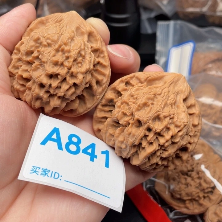 文玩核桃吊坠核桃