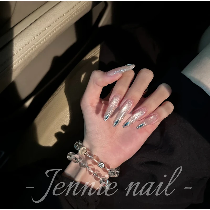 轻奢手工穿戴甲中长款爆闪碎钻富家千金猫眼假指甲可拆卸成品美甲