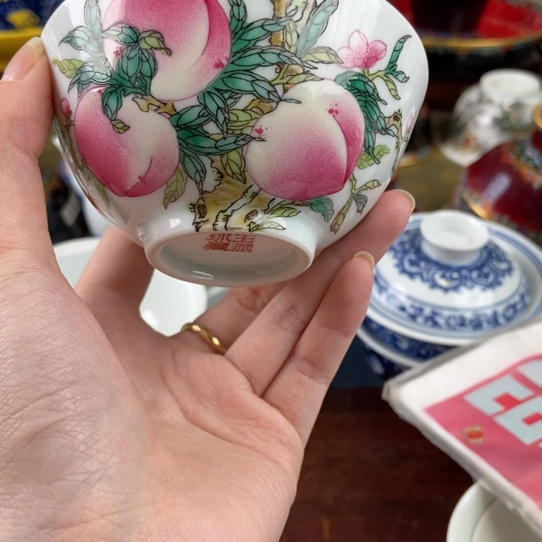 陶瓷艺术家的作品是一