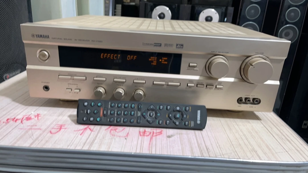 8新 Yamaha/雅马哈 二手功放 RX-V320 外壳有小磕碰 不带任何线材