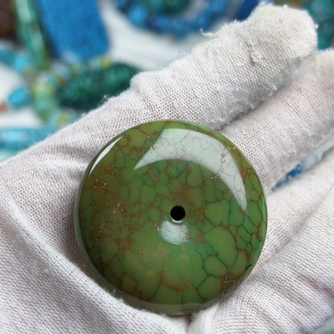 未镶嵌绿松石珠宝奇石