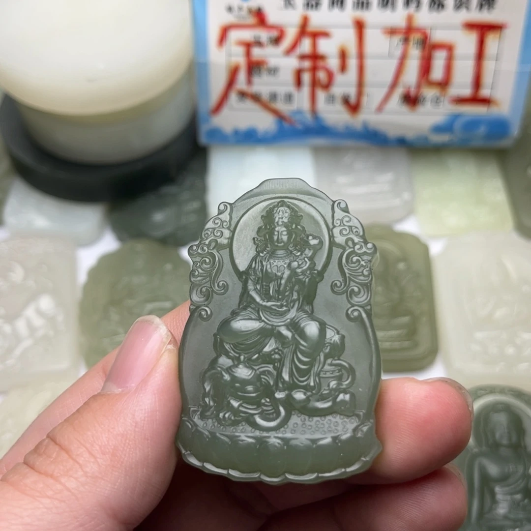 和田玉未镶嵌颈饰