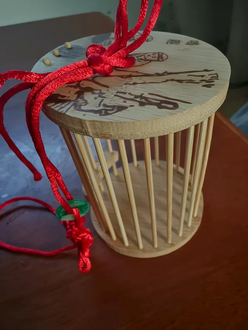 精致实木蝈蝈笼子一个