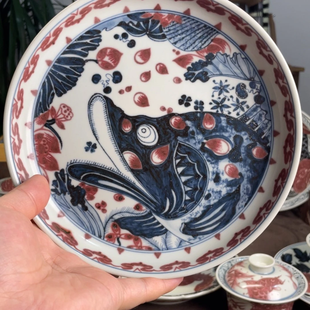 青花釉里红鱼藻纹壶承微瑕