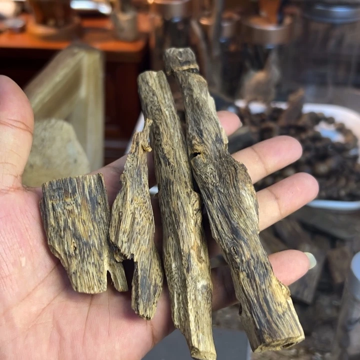 果***蟹沉香碎屑沉香40克