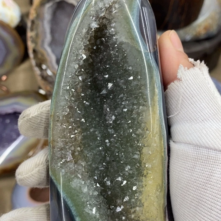 紫晶未镶嵌珠宝半成品