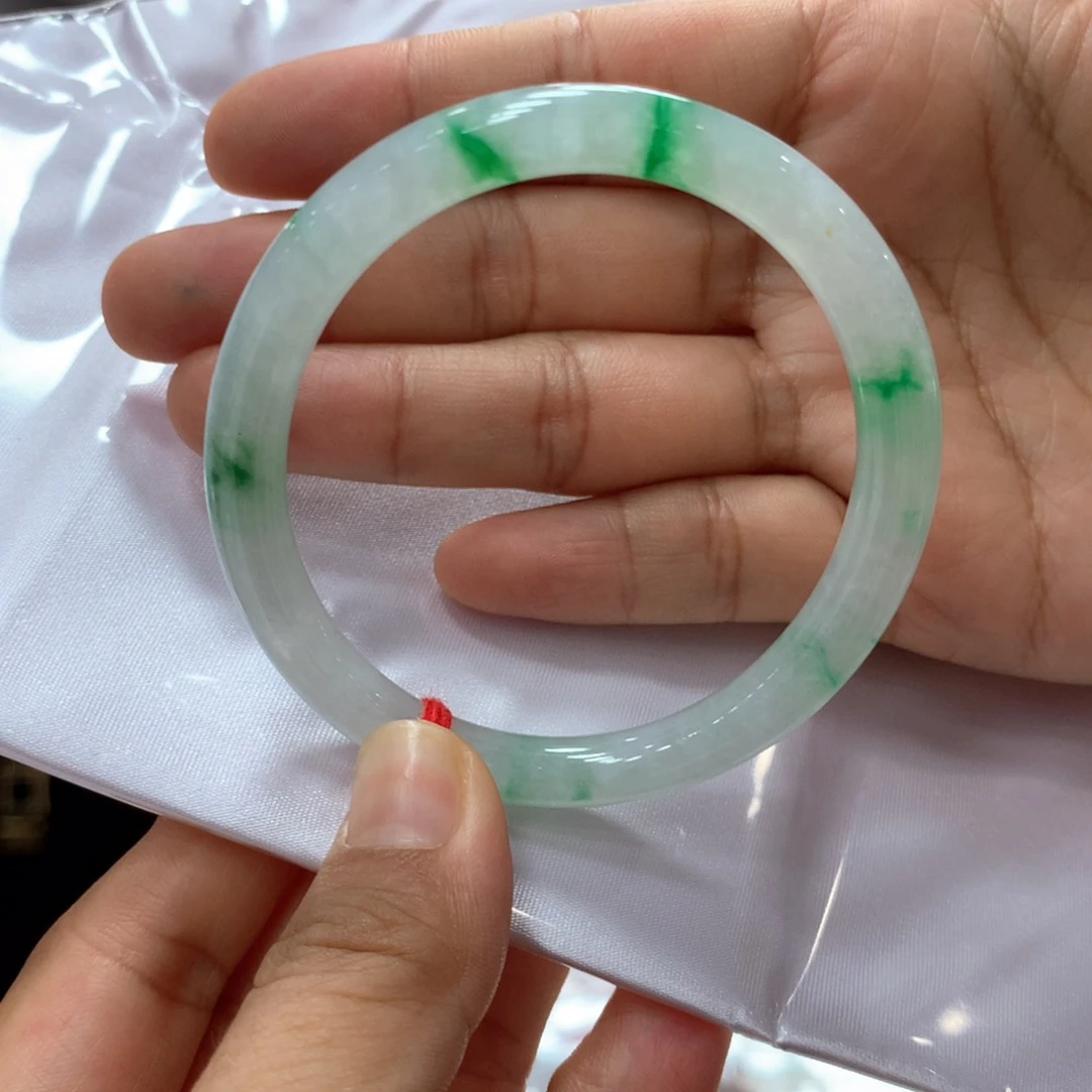 翡翠未镶嵌手镯买断