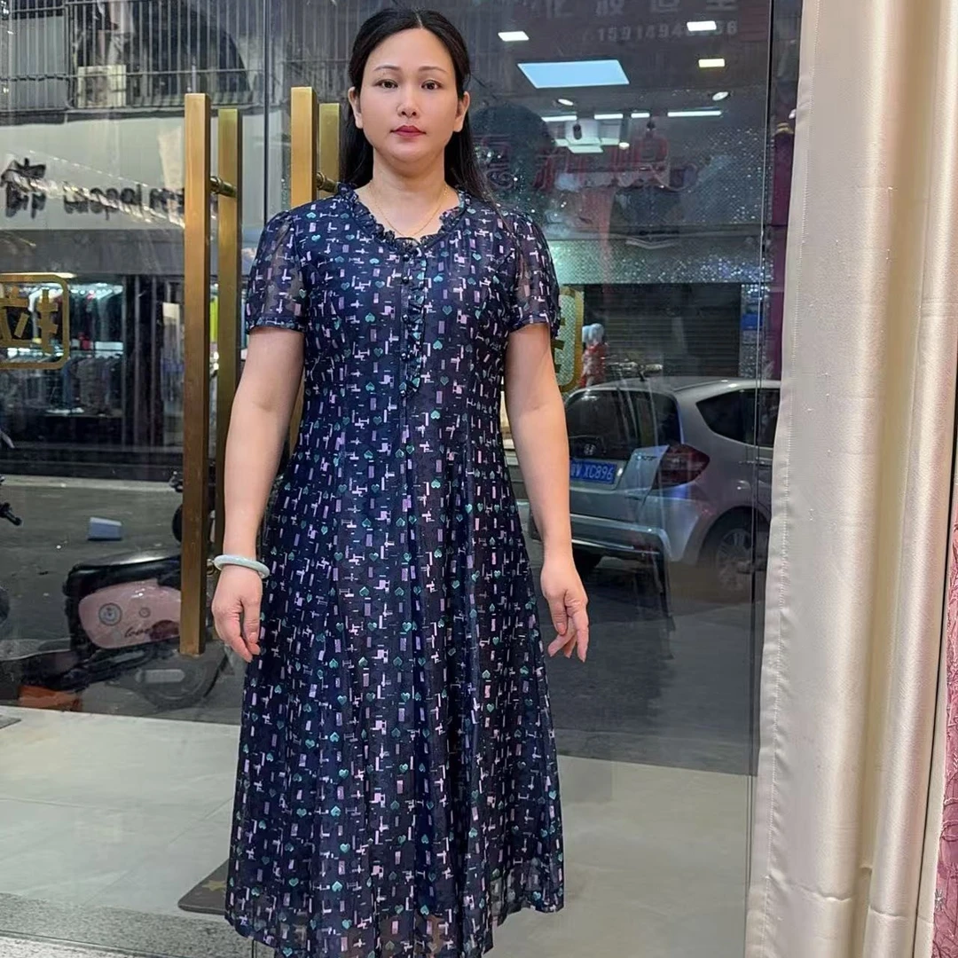 夏季新款宽松遮肚洋气百搭中年妈妈气质连衣裙