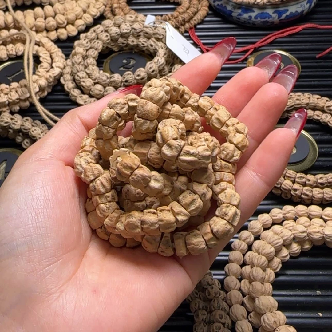 【闪购商品】柏香籽/百香籽吊坠虚***在