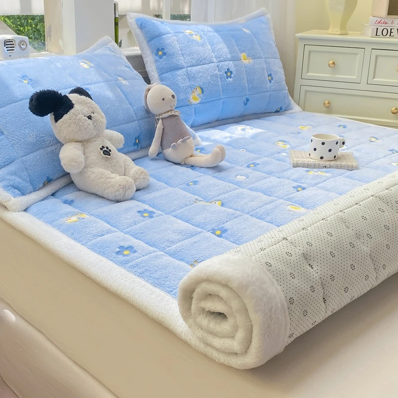 云朵绒刺绣夹棉床垫学生宿舍秋冬床护垫家用卧室床褥子可折叠软垫