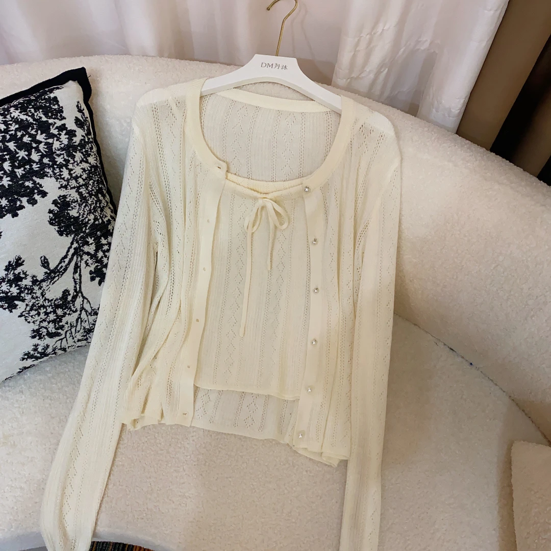 2025春别致镂空针织套装气质女新款开衫上衣吊带背心两件装