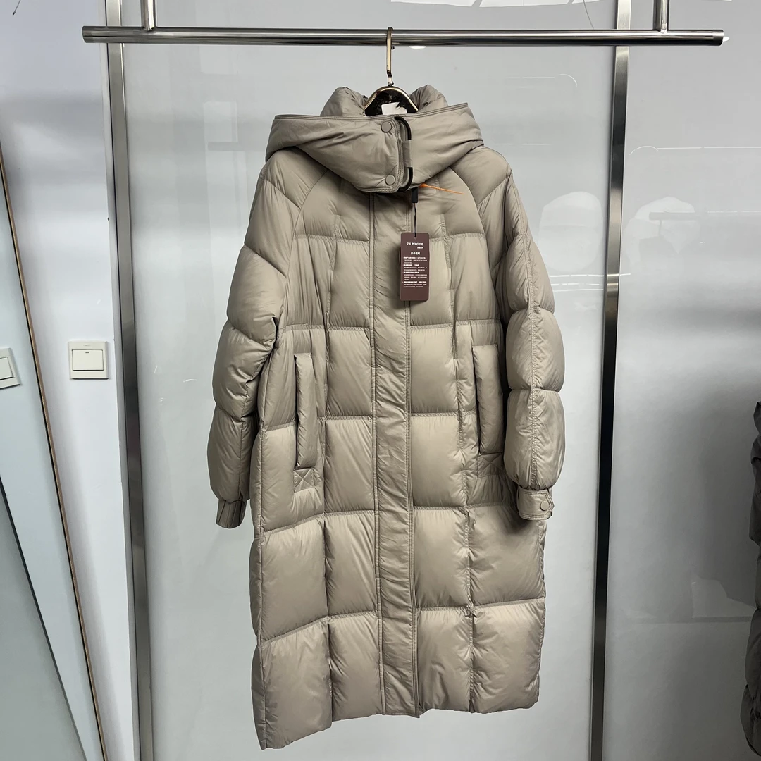 8805新款羽绒服奶茶色（衣长95左右）
