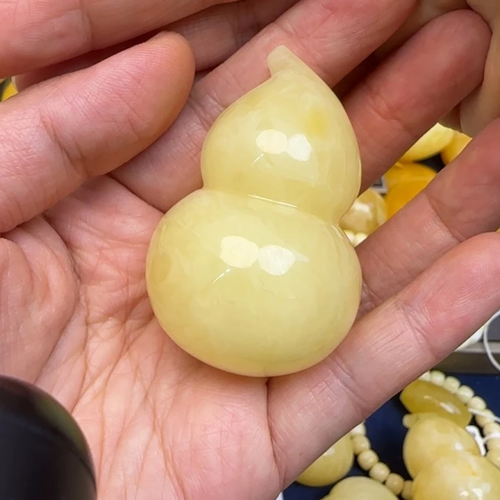 未镶嵌颈饰蜜蜡枪*手天然蜜蜡