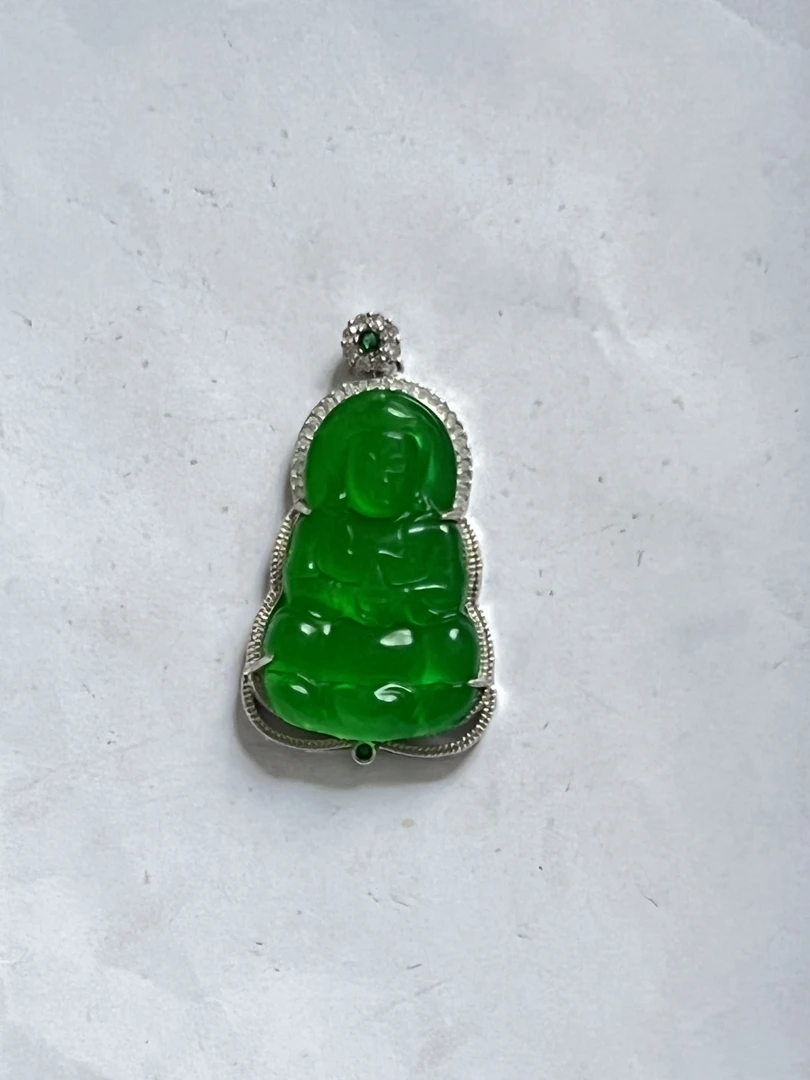 2305     精美吊坠