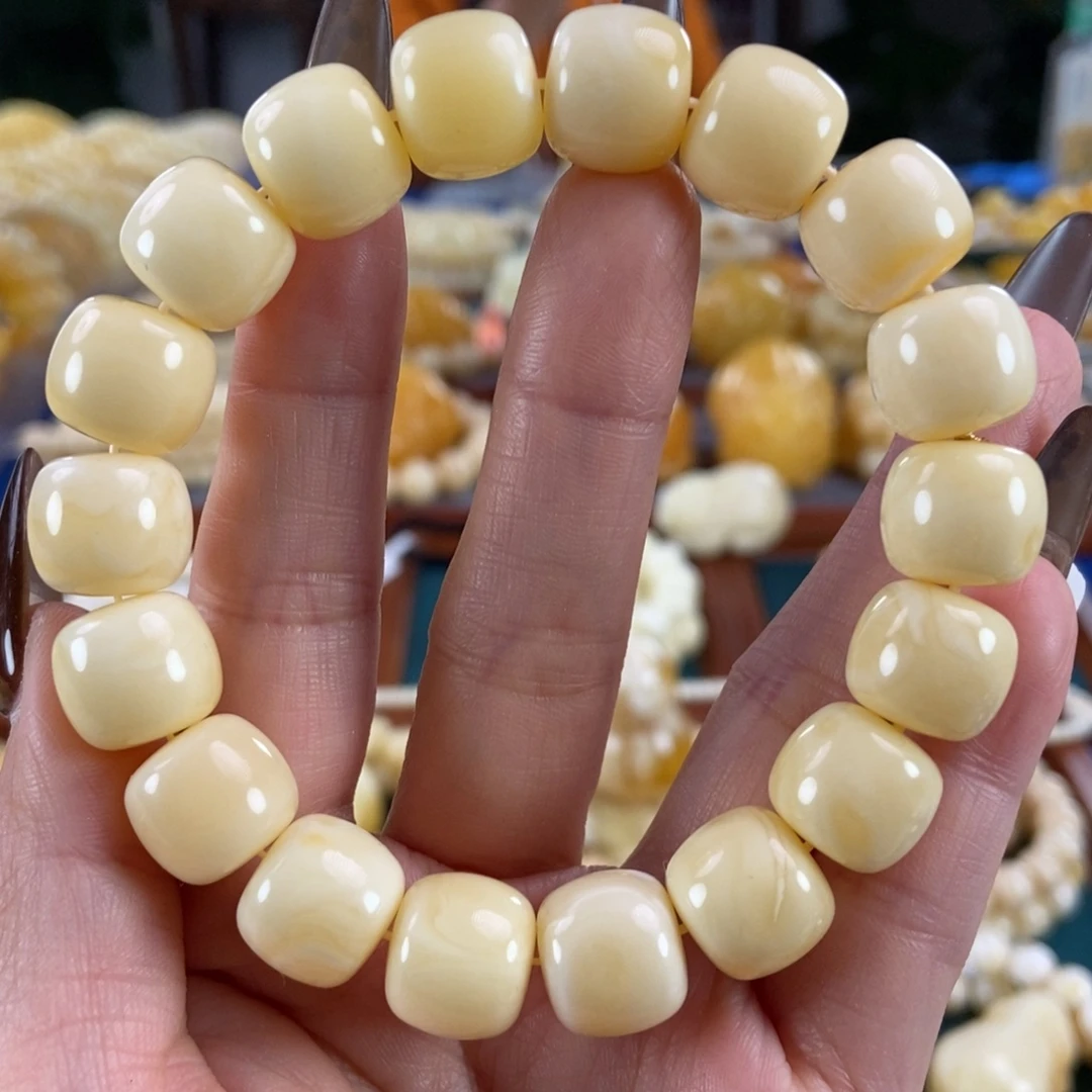 琥珀未镶嵌珠宝奇石13老型25.67