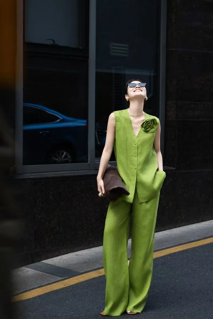 华嫣秀新款亚麻V领开衫花朵马甲＋阔腿裤套装气质显瘦洋气